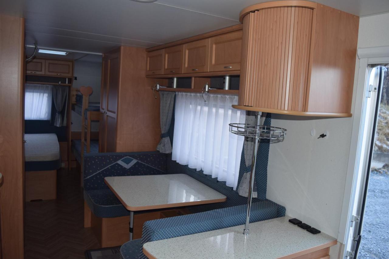 Captains Small House Hamneide Екстериор снимка